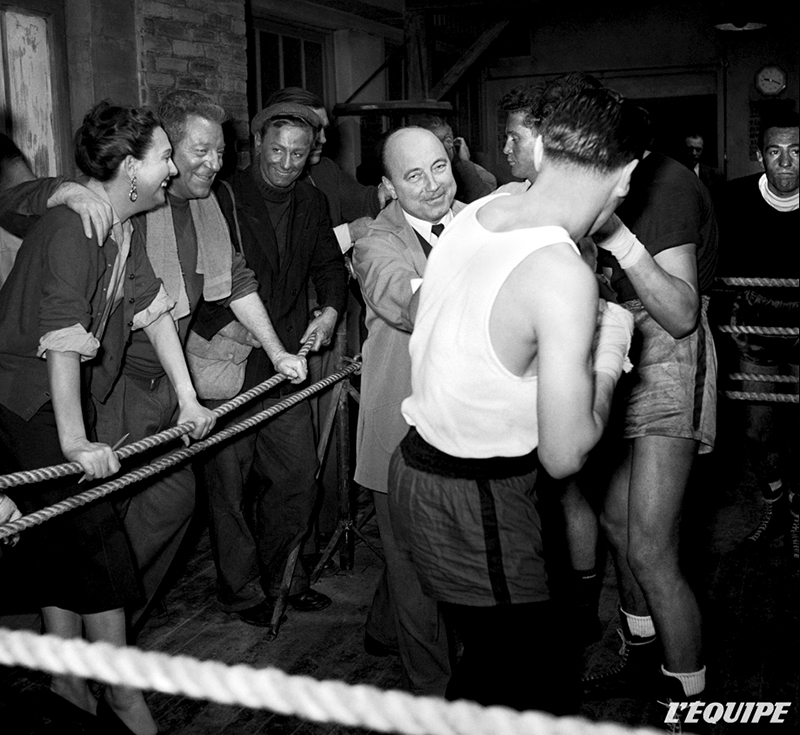 TOURNAGE DU FILM "L'AIR DE PARIS"