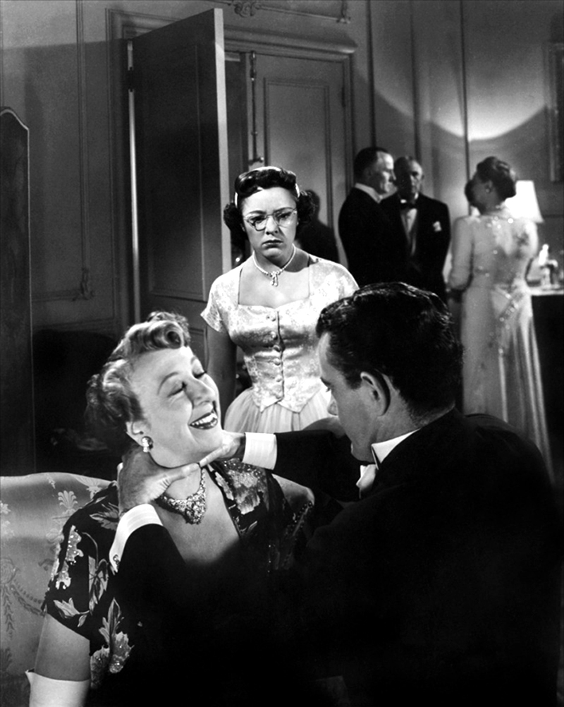 strangers_on_a_train_05