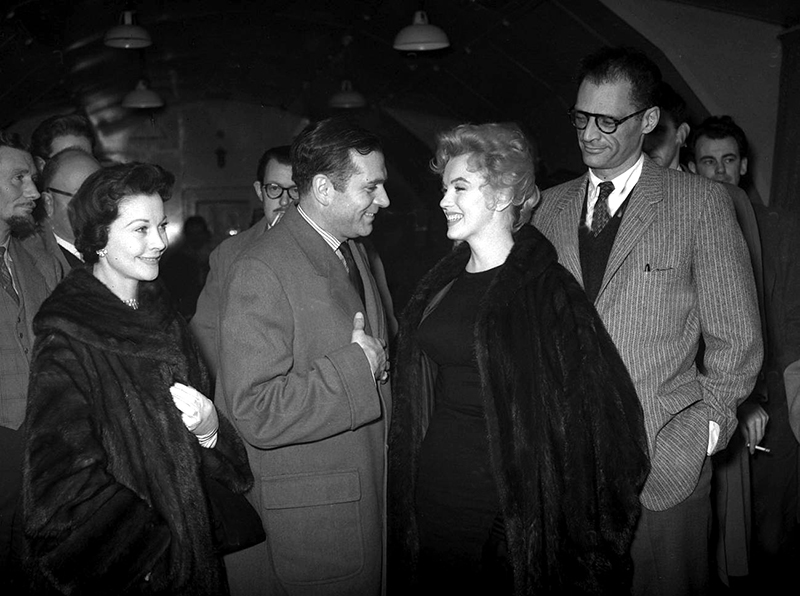 monroe_miller_olivier_06