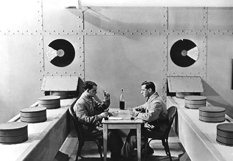 a_nous_la_liberte_01