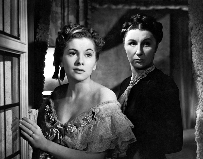 joan fontaine & judith anderson - rebecca 1940